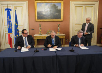 Politiche attive per il lavoro, a Napoli Manfredi e Durigon firmano protocollo