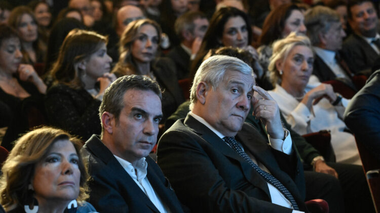 Forza Italia, a Napoli il ricordo della discesa in campo di Berlusconi nel 1994