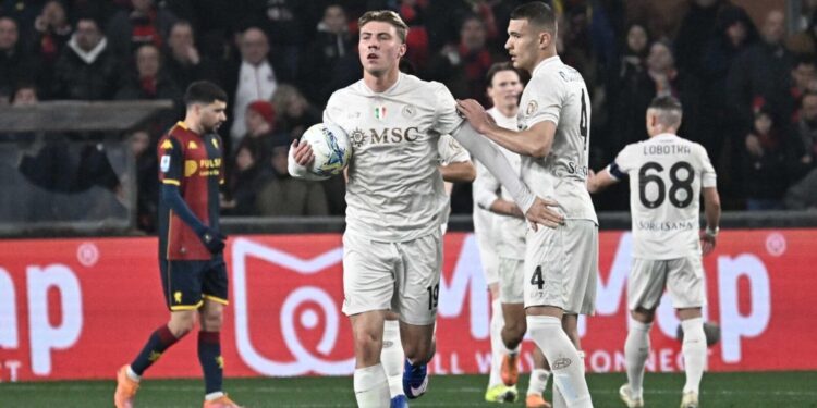 Pagelle Genoa-Napoli: Buongiorno da horror, Lobotka è la luce. Malinovskyi va a intermittenza