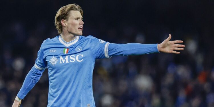 “McTominay può lasciare il Napoli”: la rivelazione che fa tremare Conte e i tifosi