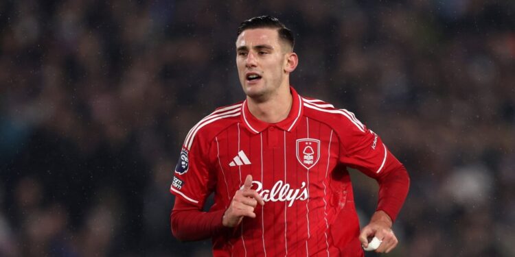 Lucca-Napoli, frecciata social? I tifosi non perdonano: “Resta il più lontano possibile”