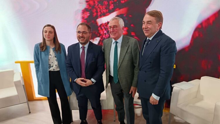 Unioncamere Campania alla Bit, potenziare infrastrutture per il turismo