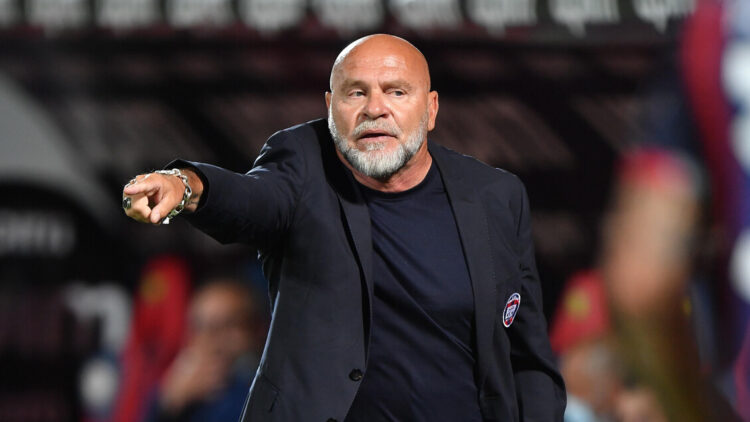Il ritorno di Cosmi in panchina, allenerà la Salernitana in serie C