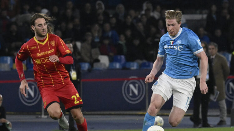Calcio: entra De Bruyne, il Napoli ribalta il Lecce