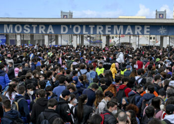 Consiglio comunale Napoli, via toponimi gerarca fascista e Vittorio Emanuele III