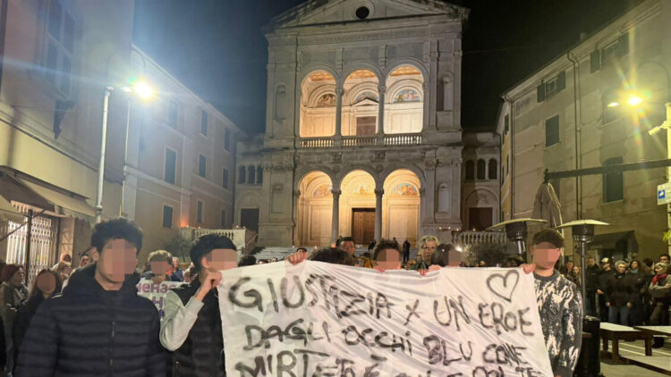 Ucciso davanti al figlio, pm Massa chiude indagini per omicidio e rissa