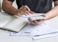 Quanto sono indebitati gli italiani, posto fisso e casa di proprietà non bastano più