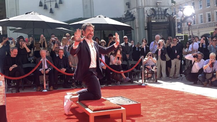 Javier Bardem lascia impronte al Chinese Theatre, ‘Genocidio a Gaza ci riguarda tutti’