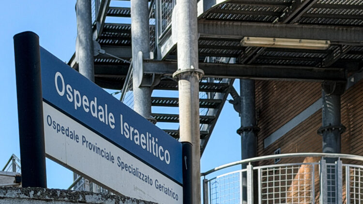 Cassaforte intatta e niente telecamere, sospetti sui dipendenti