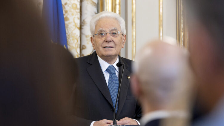 Mattarella a Trump: ‘Insieme per la pace, ma con la Nato e l’Onu’