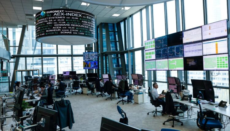 Spread Btp-Bund 78 punti ma rendimenti dei titoli italiani in aumento al 3,75%