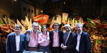 A Napoli foto di gruppo con il campo largo, ‘ora tocca a noi governare’
