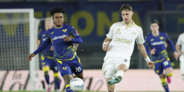 Paura durante Juve Stabia-Pisa, malore in campo per Bozhinov