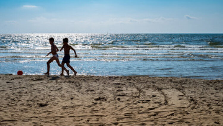 Spiagge libere sul 90% del litorale dell’area flegrea