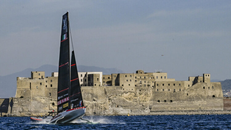 Prove generali di America’s Cup, tutto pronto a Napoli per lo show