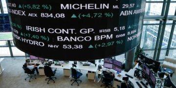 Lo spread torna a crescere e tocca gli 84 punti base, rendimenti al 4,18% per i Btp decennali