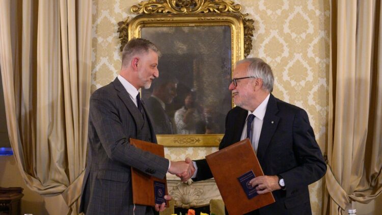 Giuli, bene diffusione dell’italiano lingua aperta ai popoli e al dialogo