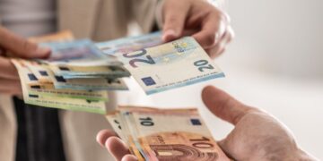 Economia sommersa da 197,6 miliardi, costa 3.350 euro a ogni italiano