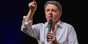 Centrosinistra, Renzi apre a Conte: “Se vince le primarie lo sosterrò”