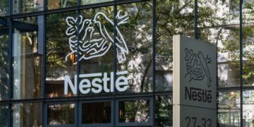 Nestlé vende la divisione di vitamine e integratori per 1 miliardo di dollari