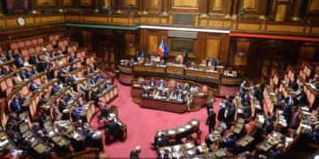Fine vita, legge nella ‘palude’ del Senato. Fdi: “Nodo tecnico”. Pd accusa: “Presa in giro”