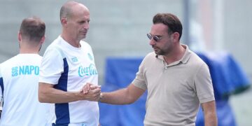 De Laurentiis irrompe a Castelvolturno: vertice Napoli con Allegri e Manna