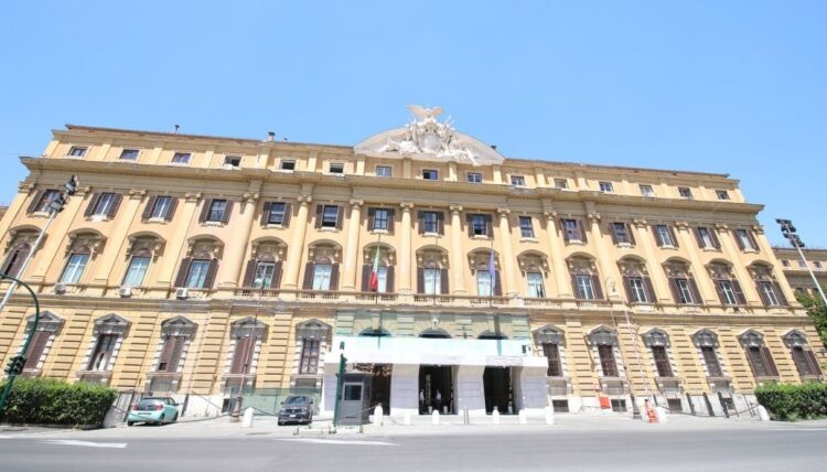 BOT annuali, nuova asta MEF da 8 miliardi scadenza nel 2027: quanto si può investire