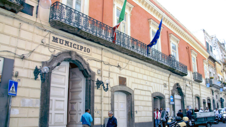 ‘Sciogliere i Comuni non basta’, confronto a Torre Annunziata