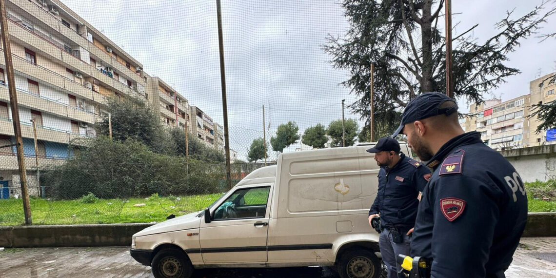 Ventunenne ferito a Napoli, accoltellato dalla sorella di 15 anni