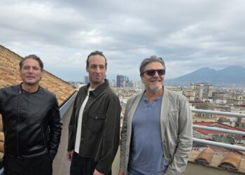 Tradizione musicale e teatrale, c’è tanta Napoli anche in Notre Dame de Paris