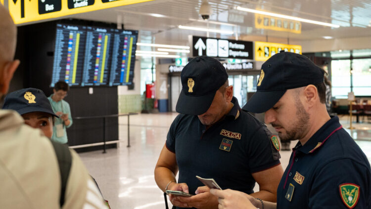 Nuovo stop a Schengen con la Spagna, Madrid risponde con altri 15 giorni di controlli