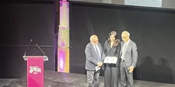 Lo Strega Poesia 2026 alla voce di Carmen Gallo tra mito greco e presente