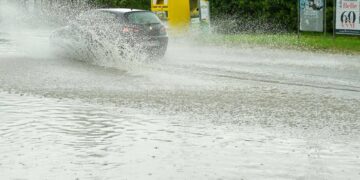 Allerta meteo arancione in Toscana, scuole chiuse in vari comuni