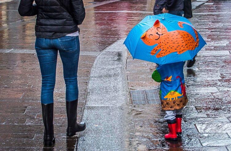 Maltempo, allerta meteo arancione oggi in Campania, Calabria, Puglia e Sicilia. L’elenco delle scuole chiuse