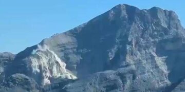 Frana sulle Tofane, escursionista salvata da eliambulanza